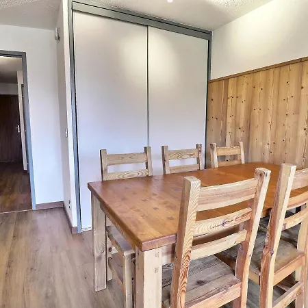 Appartement Confortable 2 Pieces Cabine, Skis Aux Pieds, Proche Commerces - Fr-1-182a-10 *